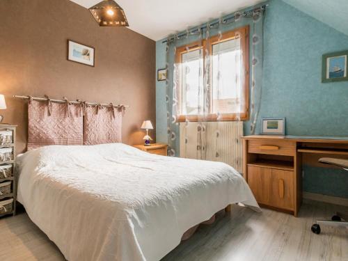 Postel nebo postele na pokoji v ubytování Charmant gîte familial à La Baule avec jardin, terrasse, WiFi et équipements bébé - FR-1-306-1073