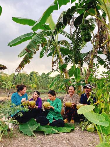 Επισκέπτες που μένουν στο MEKONG SILT ECOLODGE