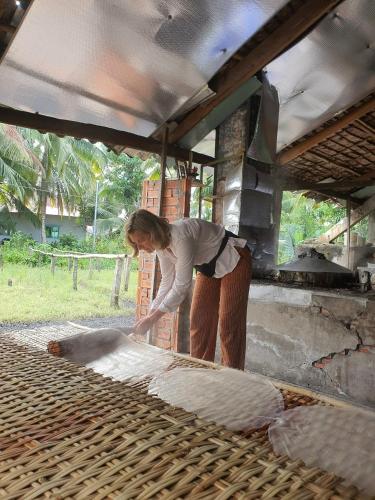 Επισκέπτες που μένουν στο MEKONG SILT ECOLODGE