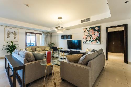Balqis Residences I Spacious and Modern 4BDR I Palm Jumeirah
