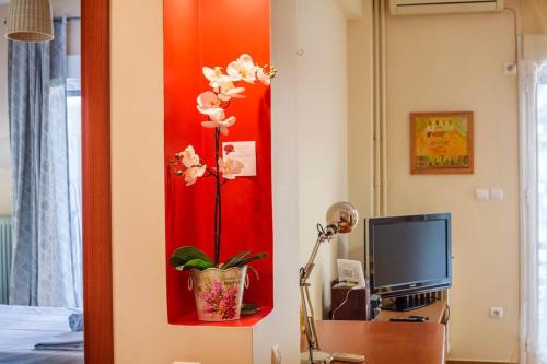 Athens Strawberry Hideaway - City Cozy Gem
