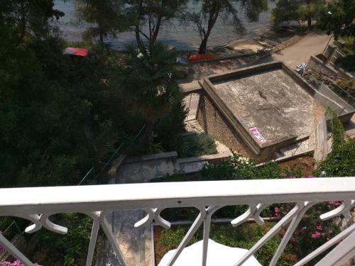 Gambar di galeri bagi Apartment Bugenvila di Vrboska
