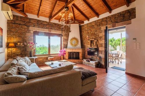 Zona de estar de Mani's Aura Seaside - Paradise Villa With Garden