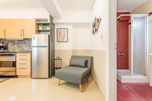 Kalamata Lime Studio - Cozy Gem with Private Parking