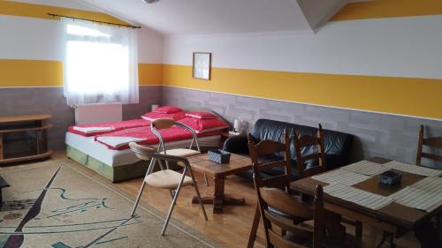Kettő Ciprus Appartman 2 4200 Hajdúszoboszló, Sport utca 16a TT25 kép - 3