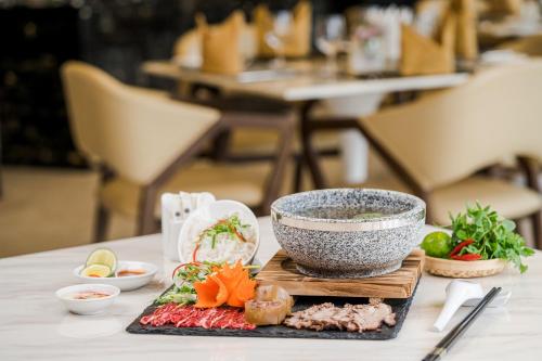 Jídlo v aparthotelu nebo okolí