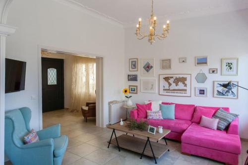 House of joy close to Chania center