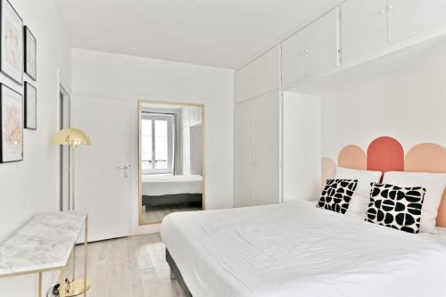 Appartement 2 pieces #TourEIffel #Invalides - II