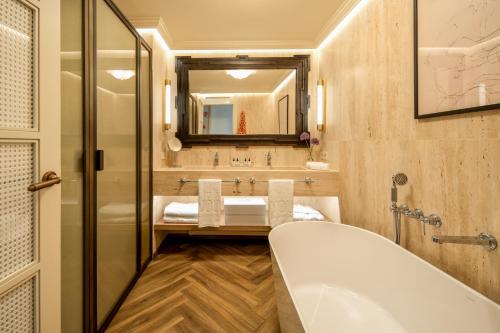 Only YOU Hotel Sevilla photo 68