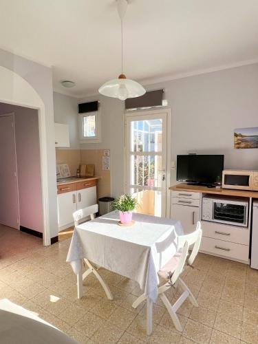 Petit appartement tranquille avec jardin - Hyeres Centre Ville