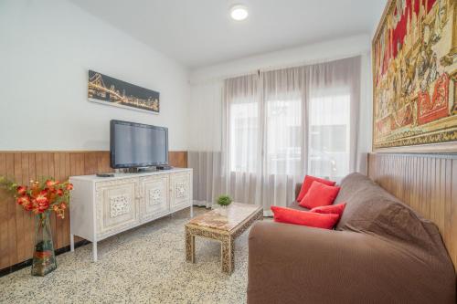 Basic Confort Apartamento Poeta marquina PB 2026 con 4 dormitorios