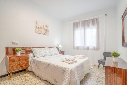 Basic Confort Apartamento Poeta marquina PB 2026 con 4 dormitorios
