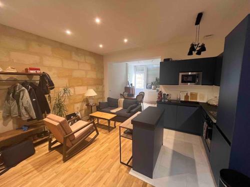 Grand appartement en rdc avec jardin