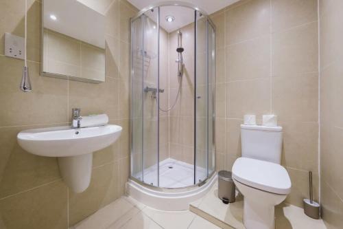 The Stable- Hopewell في بريستول: حمام مع دش ومرحاض ومغسلة