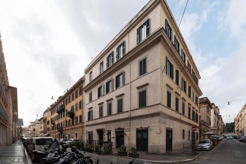 GuestHost - Colosseo & San Clemente Apartment