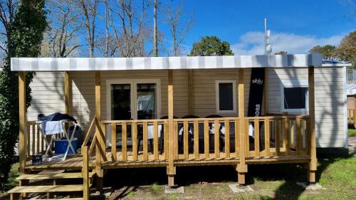 Mobil home avec terrasse