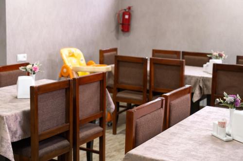 Гостиная зона в TOURIST INN hotel