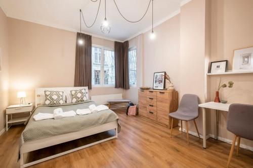 Top Centre 1 Bedroom Apt next to Vitosha Blvd.