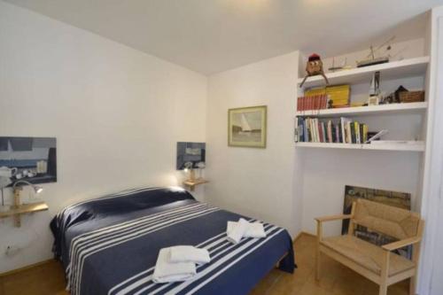 Кровать или кровати в номере Apartament a Sa riera, Begur(Girona-Spain)