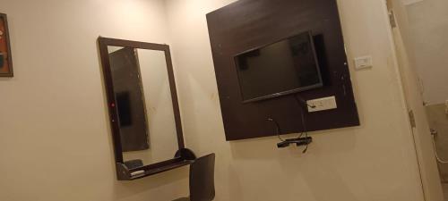 Gallery image of HOTELSHIRDI CRYSTAL in Hyderabad