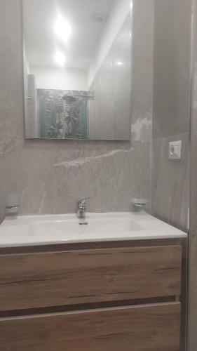 Bilik mandi di Maison Angioino