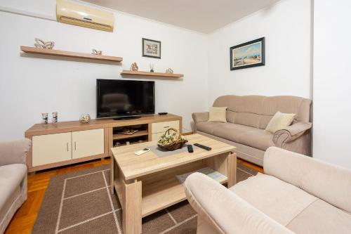 Meerblick Apartment mit WiFi, Grill, Klima und strandnah