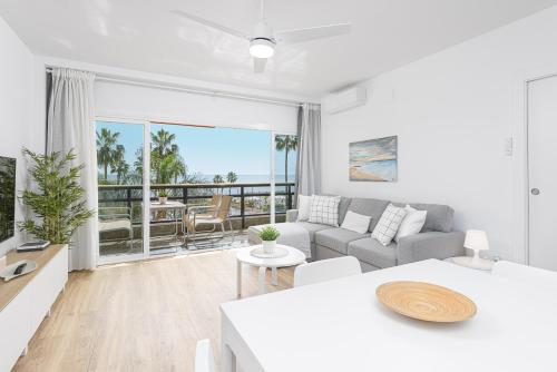 Amazing Carihuela View & Parking