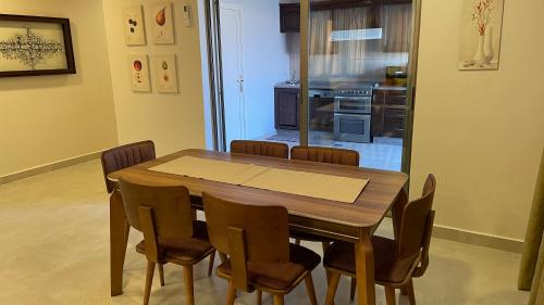Abdoun Apartmentにあるキッチンまたは簡易キッチン