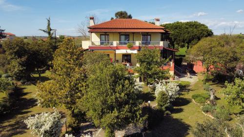 Gallery image of Pond and Pines, by nice house by the sea! in Epanomi