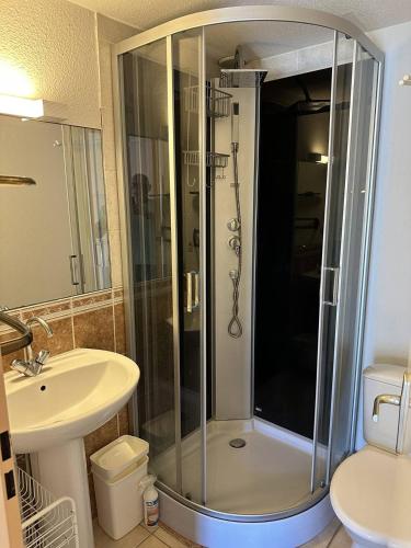 Photo de la galerie de l'établissement HOLIDAYLAND 430 VILLA T2 MEZZANINE 4 couchages NARBONNE PLAGE, à Narbonne-Plage