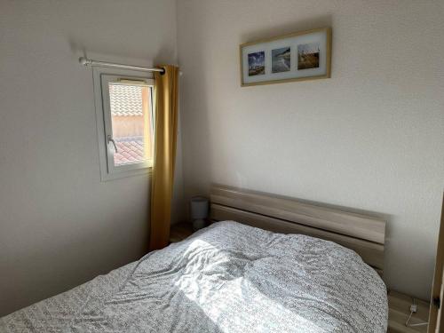 Photo de la galerie de l'établissement HOLIDAYLAND 262 VILLA T2 MEZZANINE 6 couchages climatisé NARBONNE PLAGE, à Narbonne-Plage