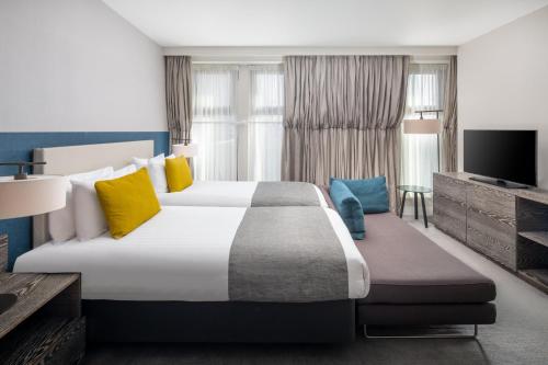 Staybridge Suites London-Vauxhall, an IHG Hotel Image