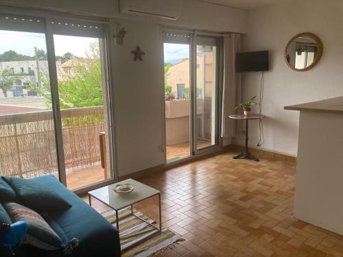 BLEU SOLEIL - STUDIO 23 M2 - BALCON - PORT et PLAGES