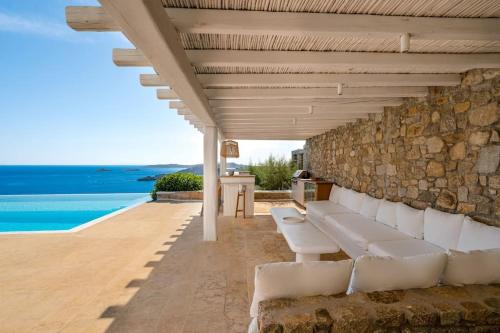 Villa Kymothea, Agios Lazaros