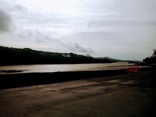 a view of a beach with a body of water at Durrus in Durrus