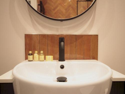 Fotografie z fotogalerie ubytování Apartment 5 Old Conservative Club in Historic Town Pass the Keys v destinaci Caernarfon