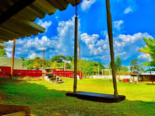 Taman di luar Chácara Roteiro do Vinho com Wi-Fi