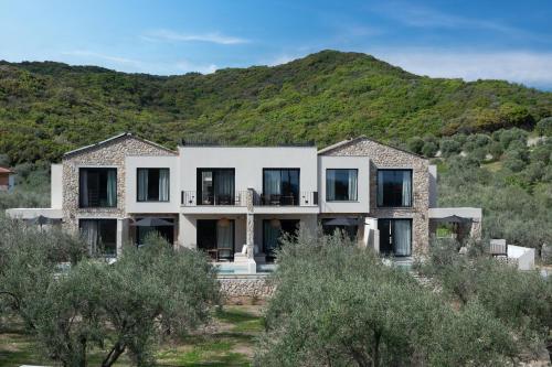 Gallery image of Olivera Suites Sarti in Sarti