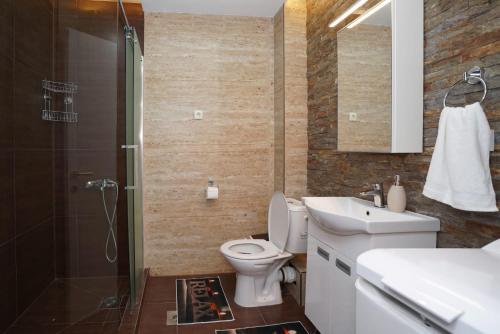 Koupelna v ubytování Todor Apartmani
