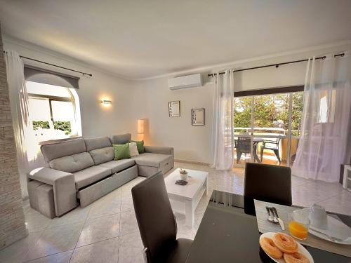 Albufeira Marina Sol With Pool by Homing