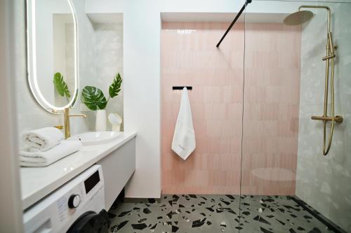 Kylpyhuone majoituspaikassa Pastel 47 by Housine