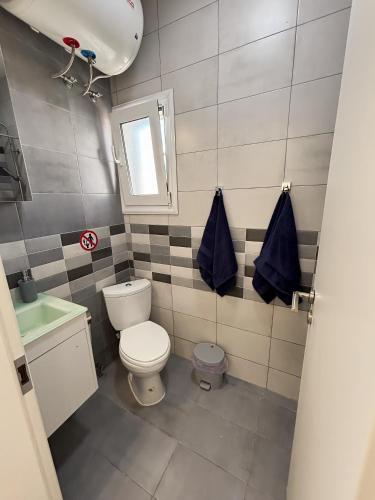 Sunny Studio "Minu" very close to Beach, Fast WiFi, Free Parking, Near Airport