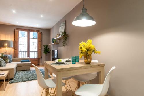 Casa PILAR Central By MyRentalHost