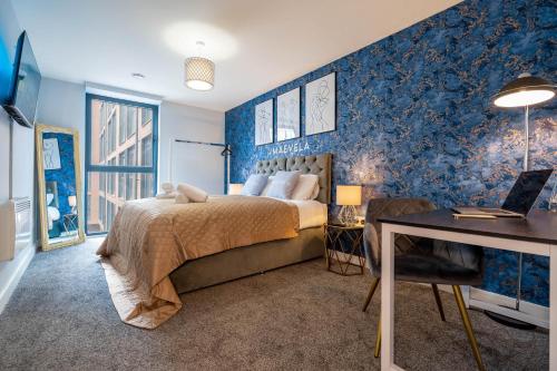 Gallery image of MAEVELA® - ULTRA 1 Bed Apartment ✪ Birmingham City Centre, Digbeth ✓ With JULIET BALCONY - ROOFTOP TERRACE - Smart TV's in Birmingham