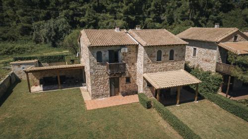 Gallery image of Stone Made 4 Private Villa Kriopigi in Kriopigi