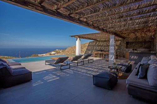 Naturlandskabet i nærheden af villaen