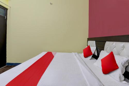 Imagen de la galería de Hotel O R B Palace, en Bhauli