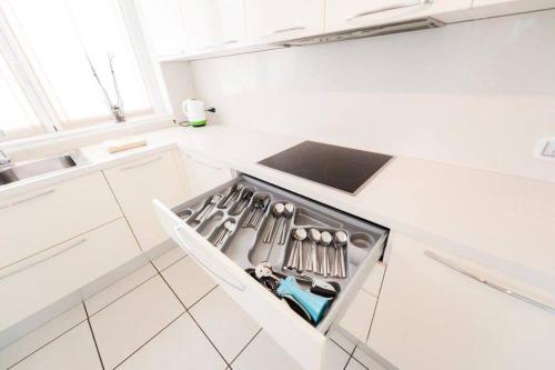 Gallery image of 4 bedroom apartment with pool & jacuzzi in Maccagno Inferiore