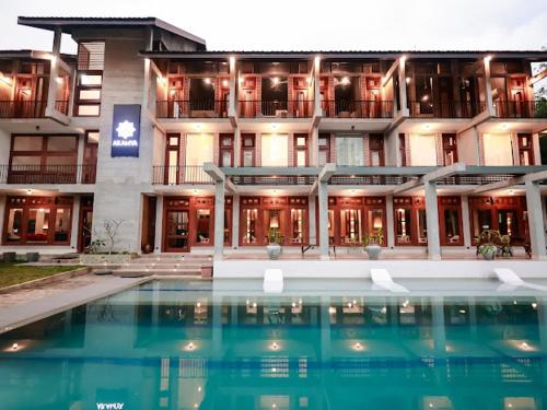 Bazén v ubytování Aramya river front boutique hotel nebo v jeho okolí