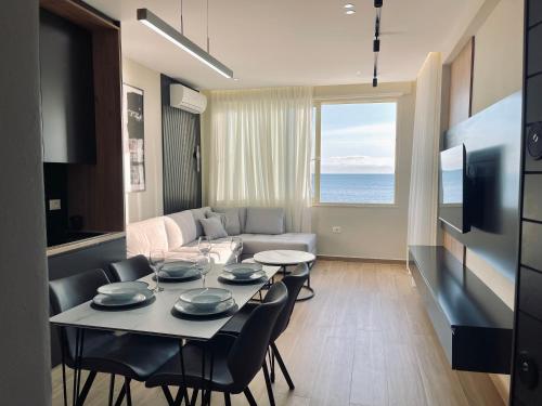 Luxurious Dreamy seaview apartment